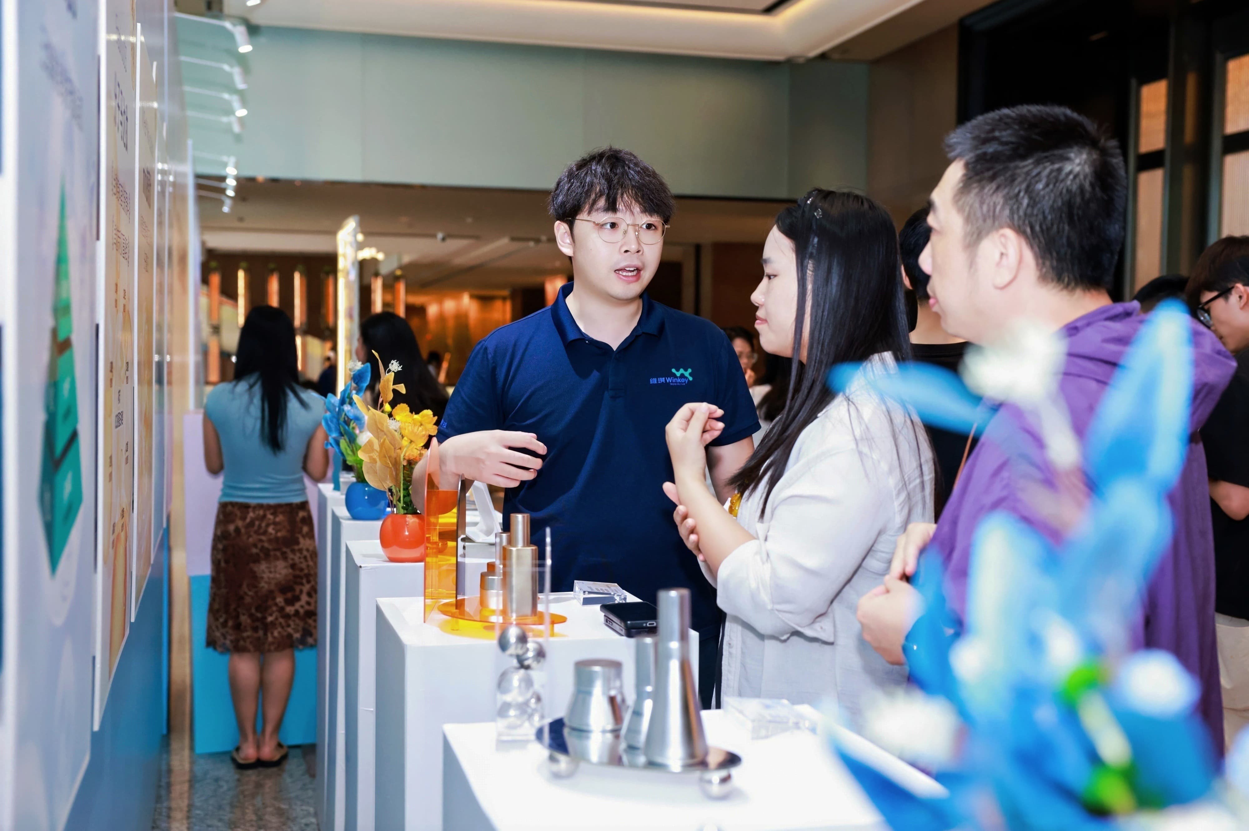 展示区1.jpg